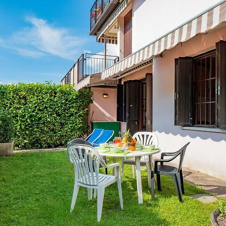 Apartment Front Lake Next To The Center Bardolino